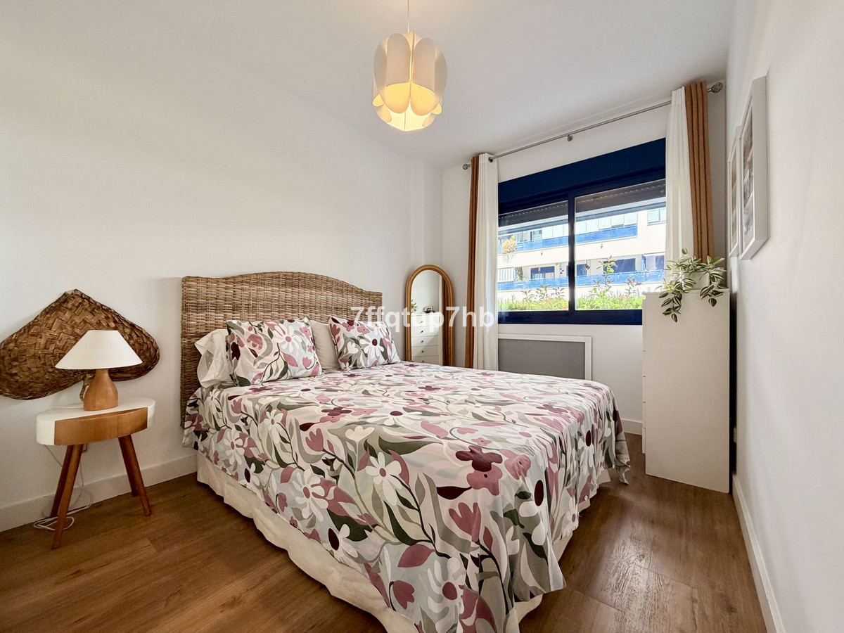 3 Bed Apartment for sale in Estepona Costa Del Sol, Málaga, Spain