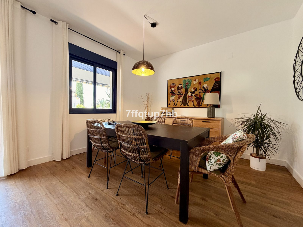 3 Bed Apartment for sale in Estepona Costa Del Sol, Málaga, Spain
