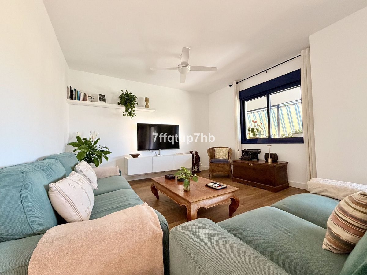 3 Bed Apartment for sale in Estepona Costa Del Sol, Málaga, Spain