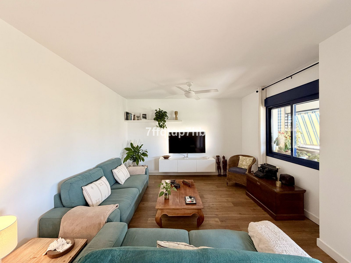 3 Bed Apartment for sale in Estepona Costa Del Sol, Málaga, Spain