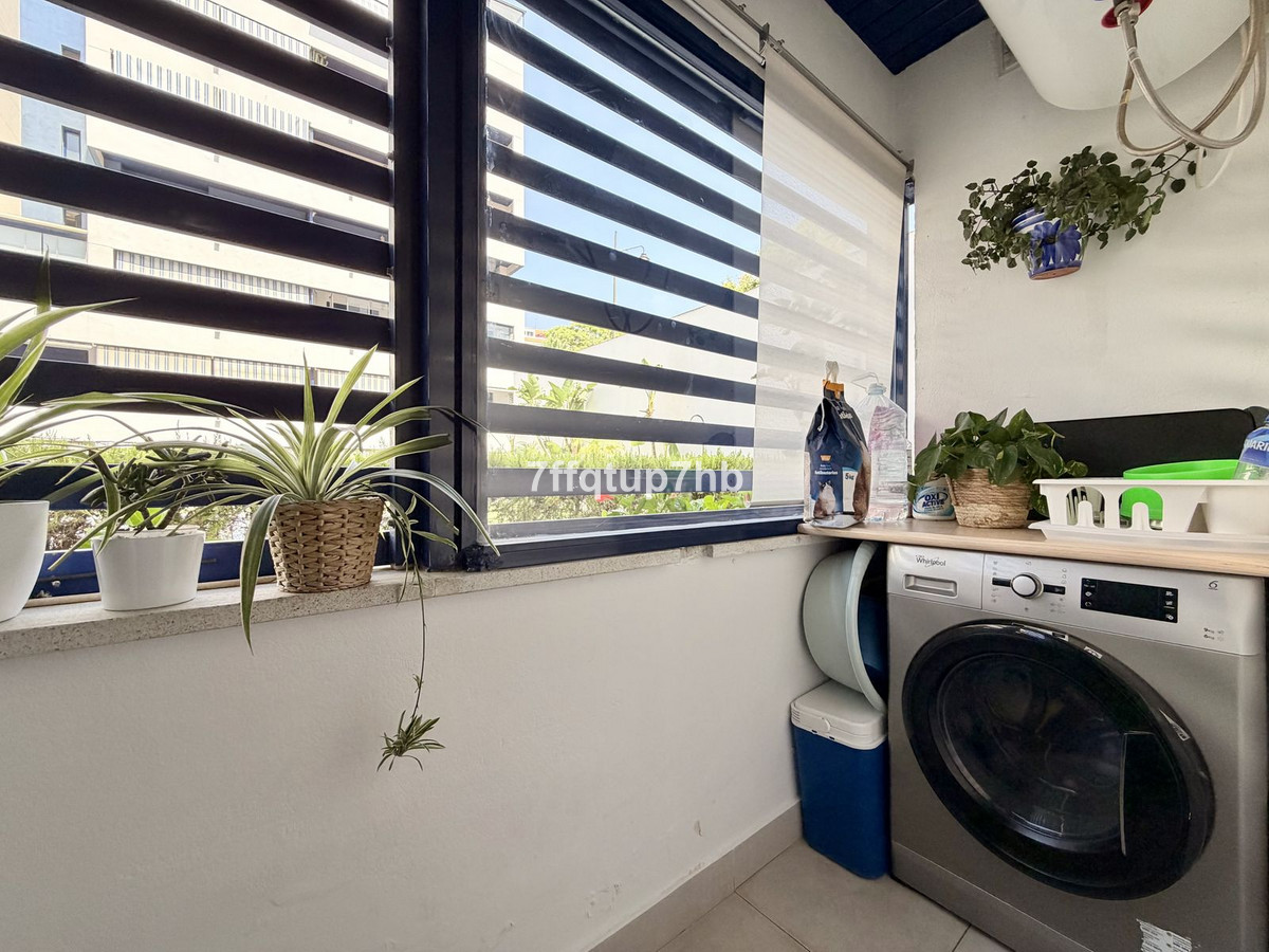 3 Bed Apartment for sale in Estepona Costa Del Sol, Málaga, Spain