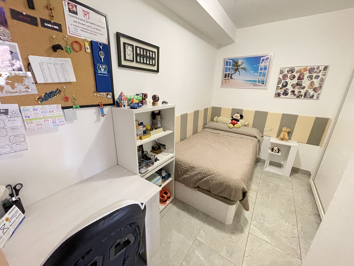 3 Bed Apartment for sale in Marbella Costa Del Sol, Málaga, Spain