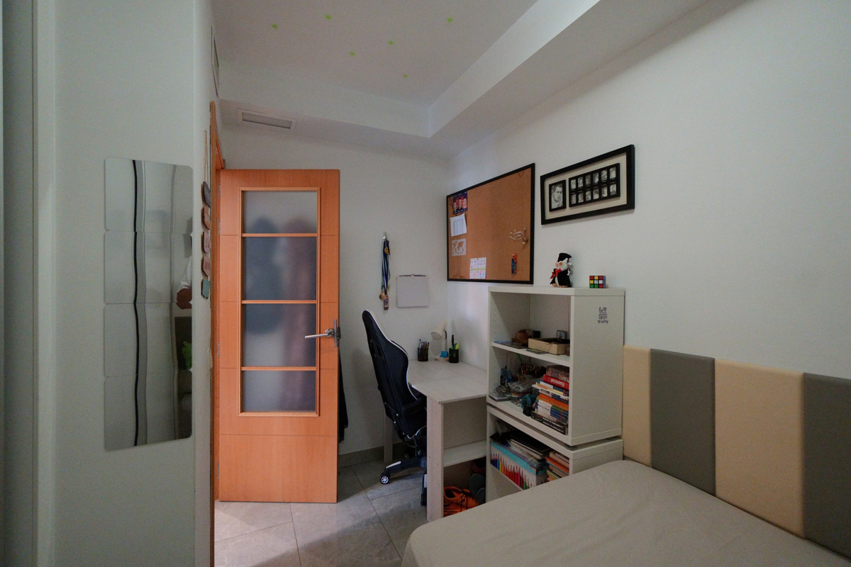 3 Bed Apartment for sale in Marbella Costa Del Sol, Málaga, Spain