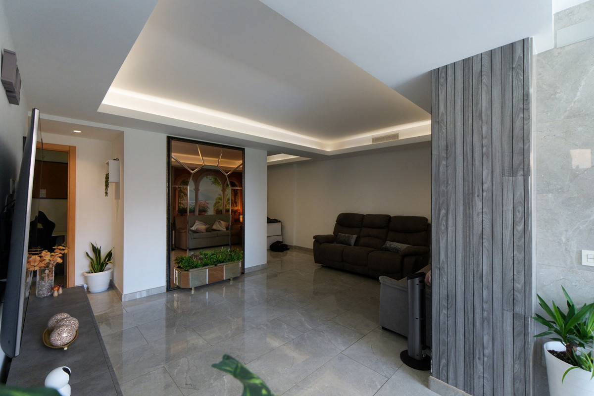 3 Bed Apartment for sale in Marbella Costa Del Sol, Málaga, Spain