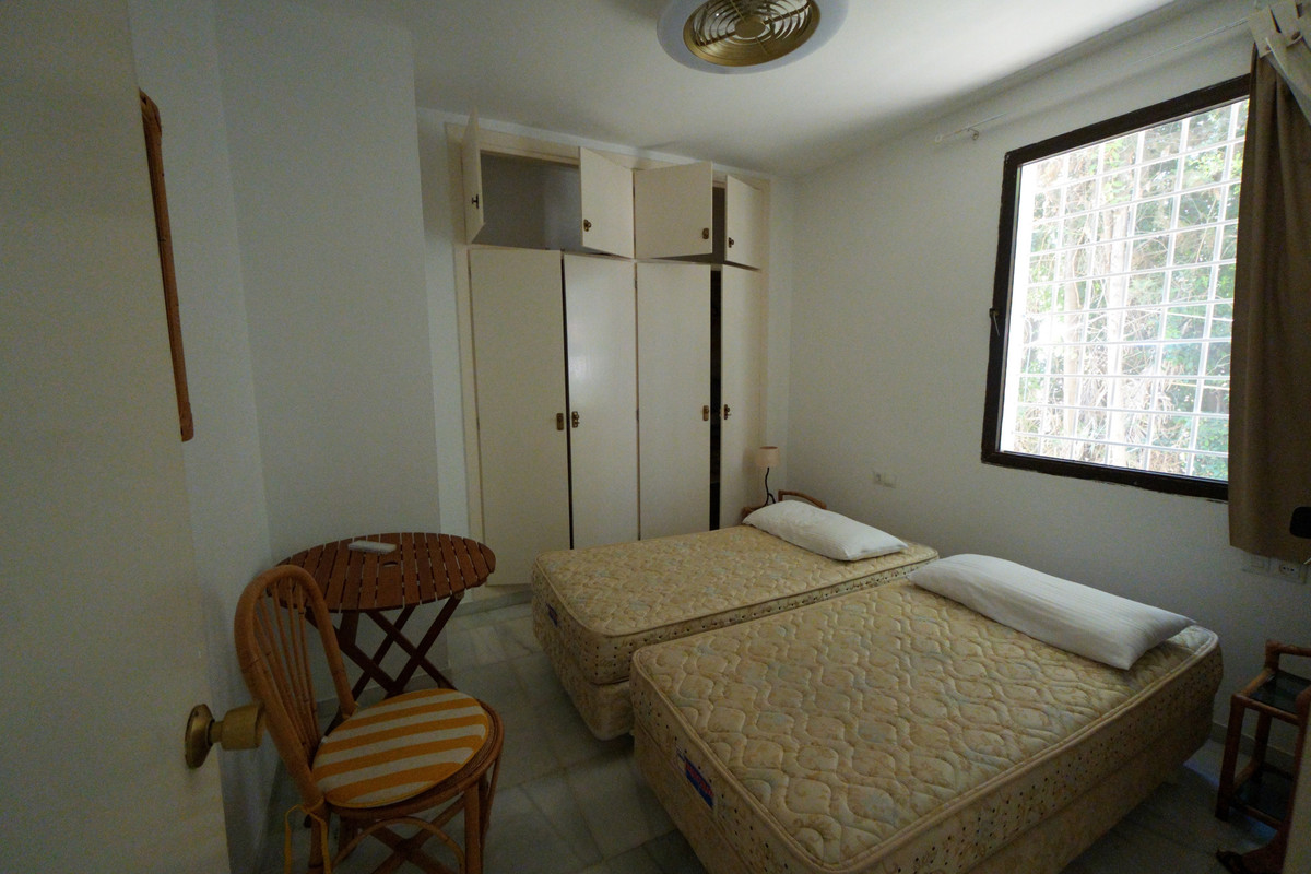 4 Bed Townhouse for sale in Las Chapas Costa Del Sol, Málaga, Spain