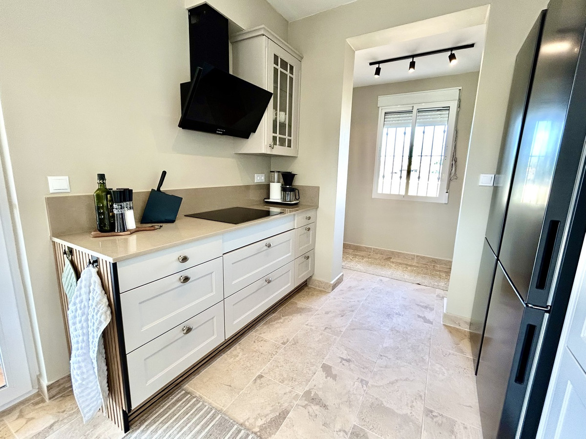 5 Bed Townhouse for sale in La Zenia Costa Blanca, Alicante, Spain