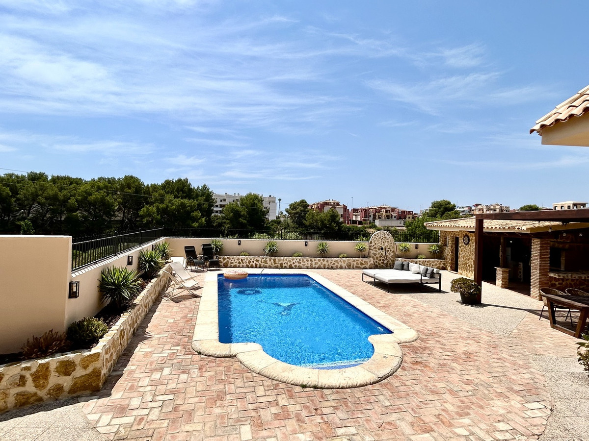 5 Bed Townhouse for sale in La Zenia Costa Blanca, Alicante, Spain
