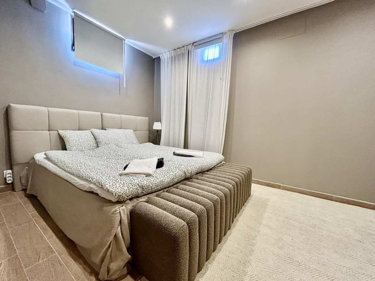5 Bed Townhouse for sale in La Zenia Costa Blanca, Alicante, Spain