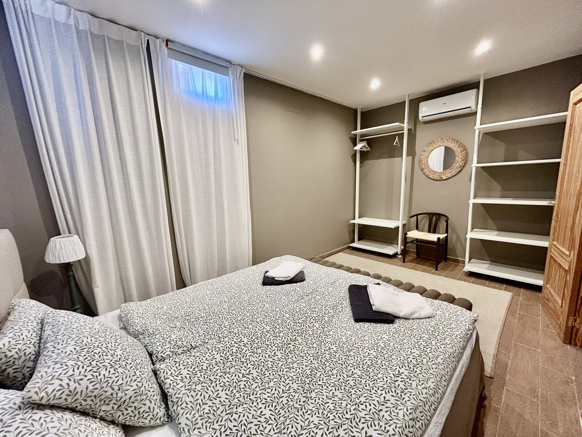 5 Bed Townhouse for sale in La Zenia Costa Blanca, Alicante, Spain