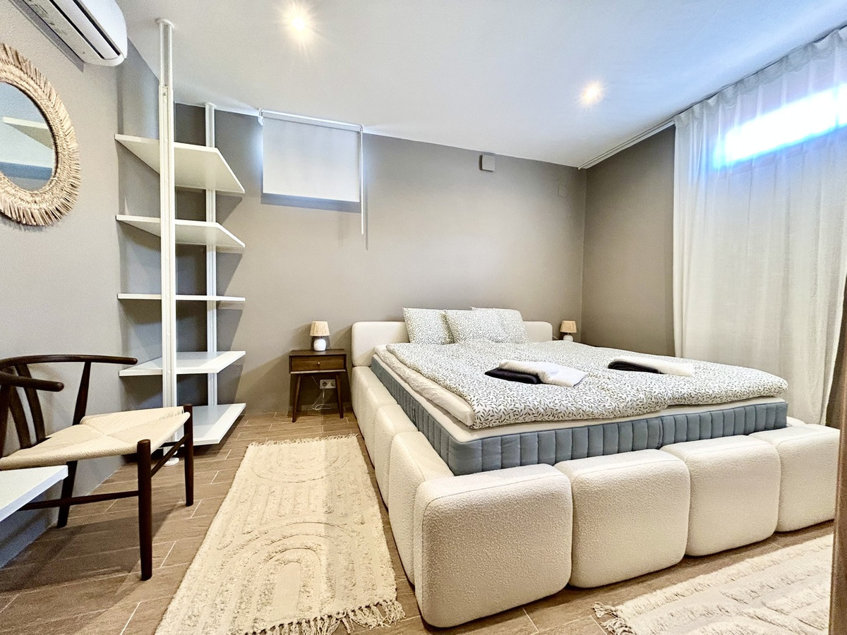5 Bed Townhouse for sale in La Zenia Costa Blanca, Alicante, Spain