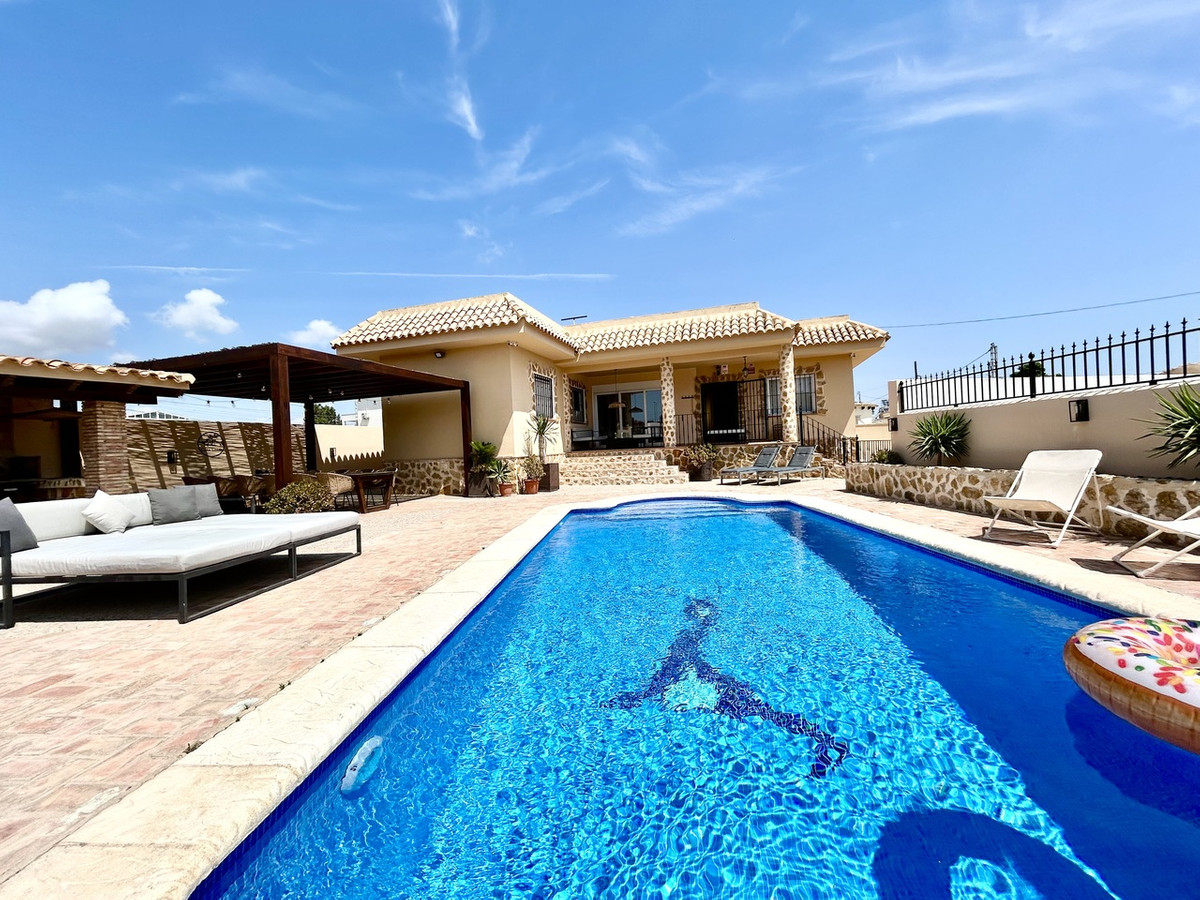 5 Bed Townhouse for sale in La Zenia Costa Blanca, Alicante, Spain