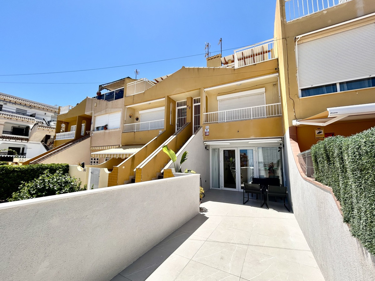 Se vende Apartamento Planta Baja de 2 dormitorios en Costa Blanca, Alicante, España
