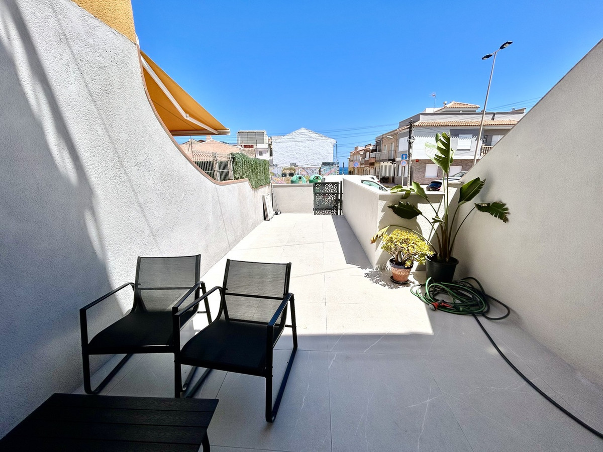 Se vende Apartamento Planta Baja de 2 dormitorios en Costa Blanca, Alicante, España