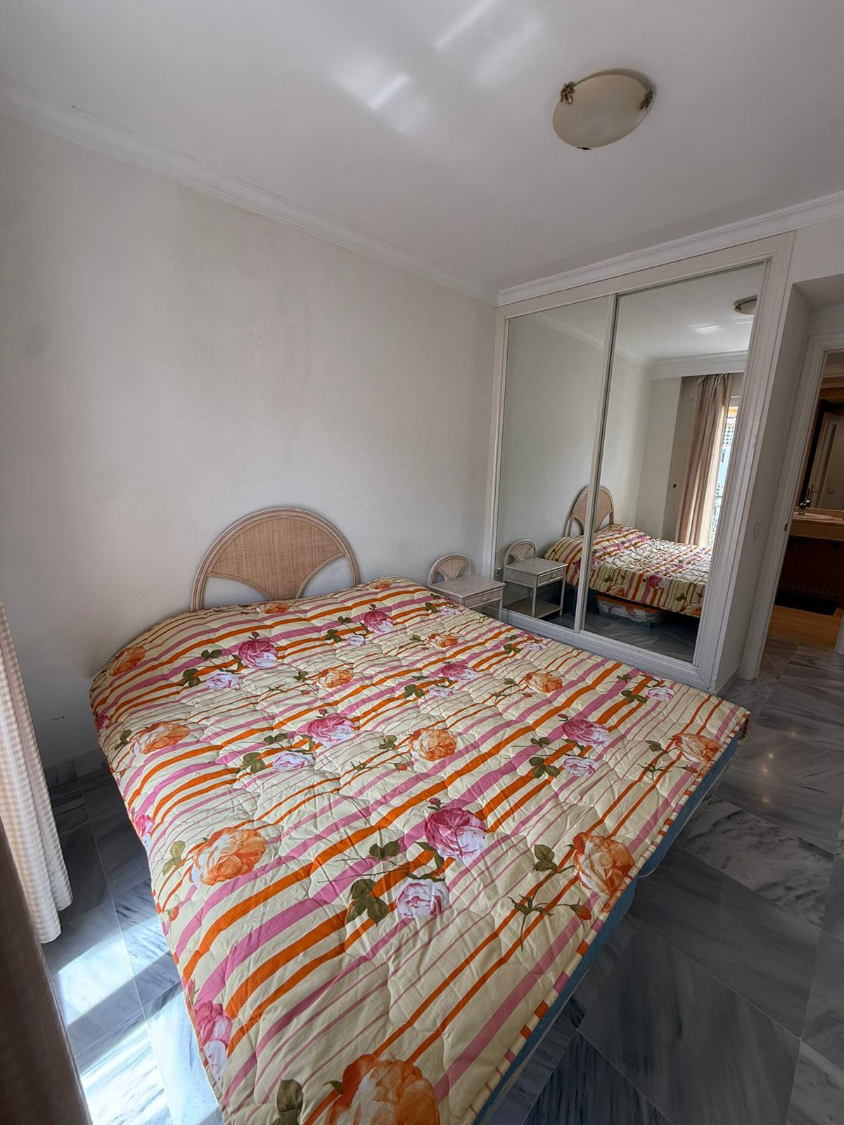 Se vende Apartamento Planta Media de 2 dormitorios en Costa Del Sol, Málaga, España