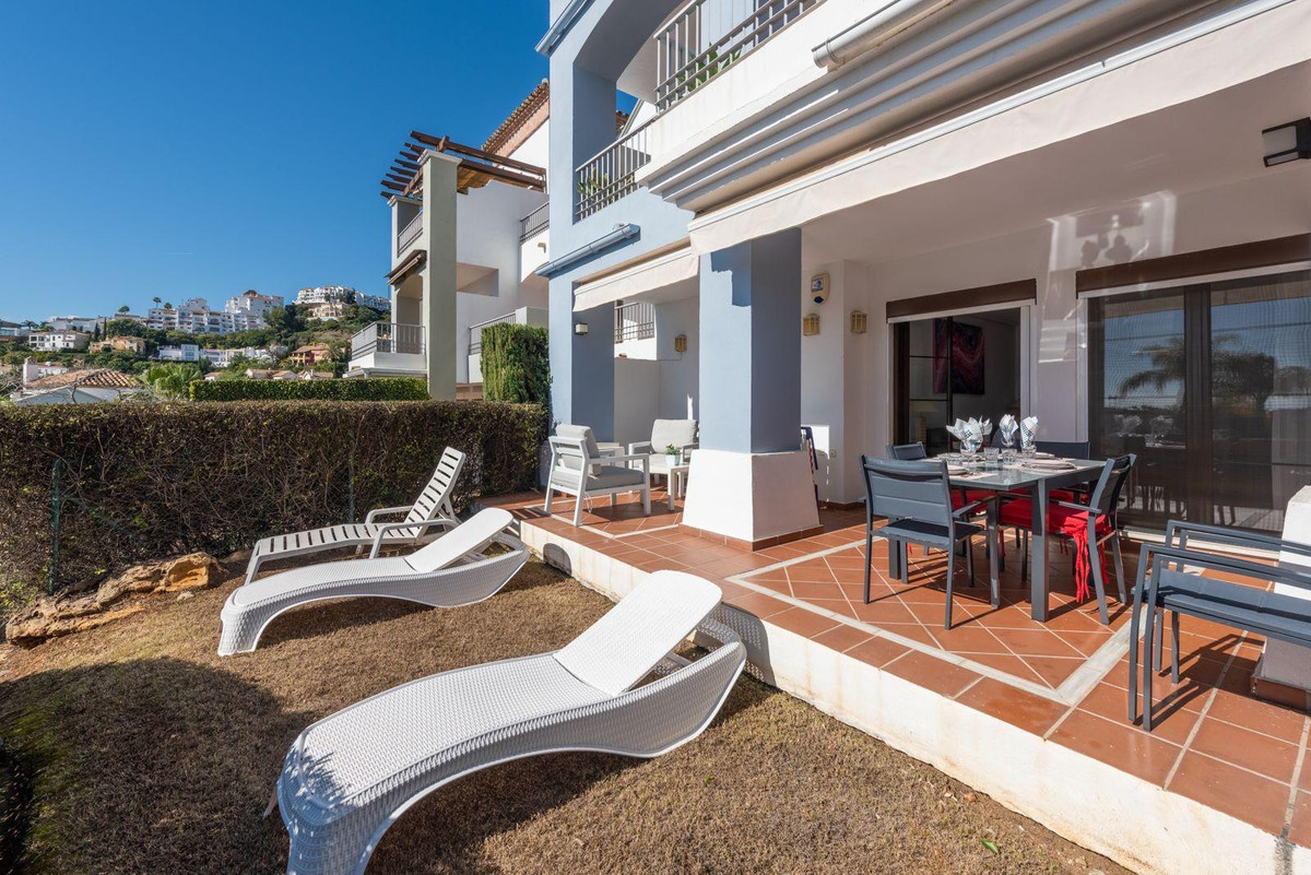 Se vende Apartamento Planta Baja de 2 dormitorios en Costa Del Sol, Málaga, España