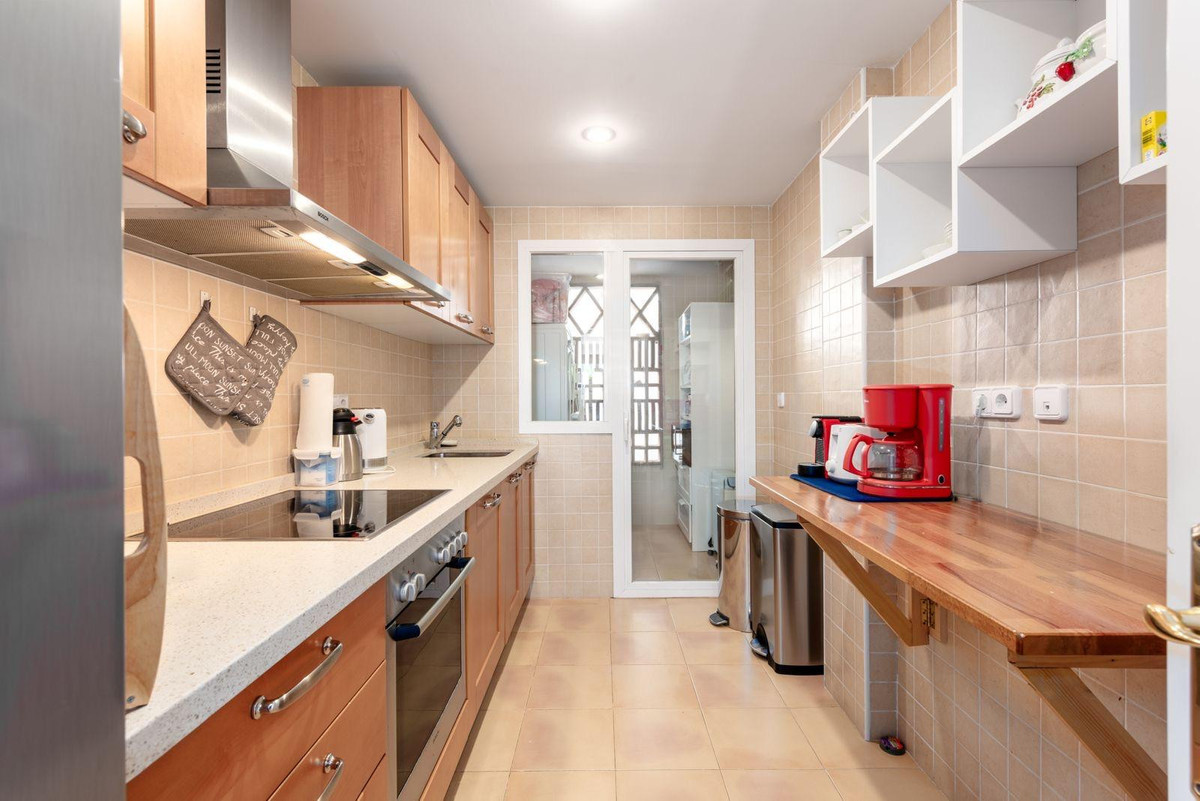 Se vende Apartamento Planta Baja de 2 dormitorios en Costa Del Sol, Málaga, España