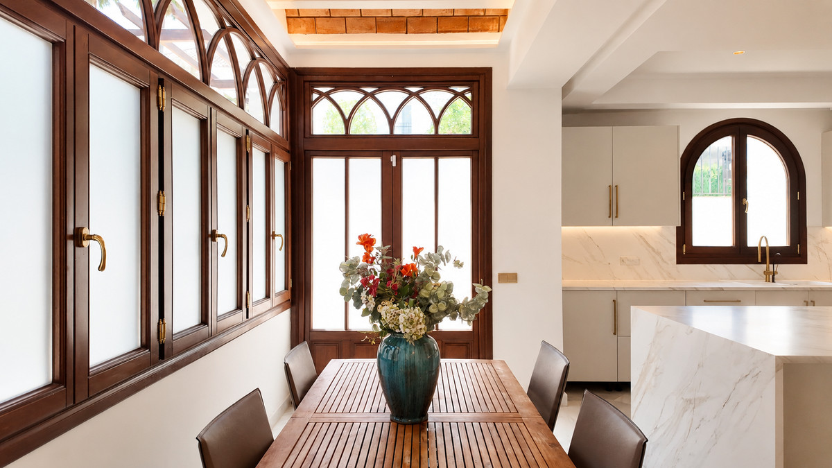 3 Bed Townhouse for sale in The Golden Mile Costa Del Sol, Málaga, Spain