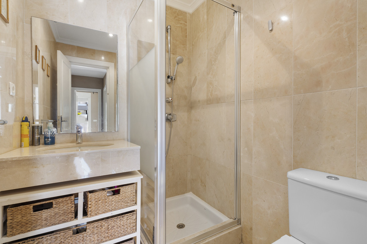 3 Bed Apartment for sale in Nueva Andalucía Costa Del Sol, Málaga, Spain