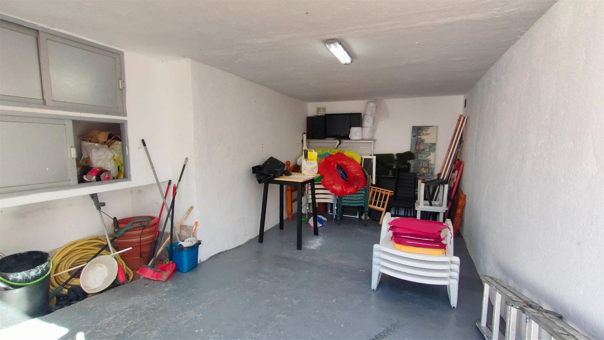 5 Bed Townhouse for sale in Torremolinos Costa Del Sol, Málaga, Spain