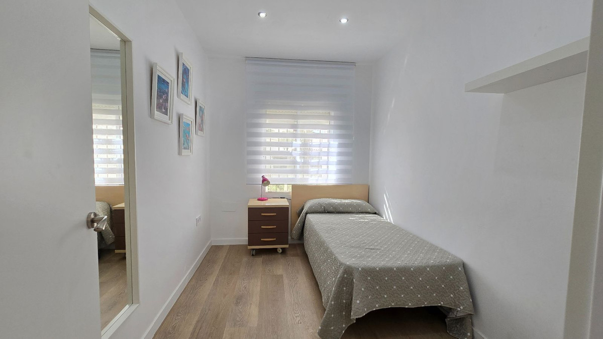 5 Bed Townhouse for sale in Torremolinos Costa Del Sol, Málaga, Spain