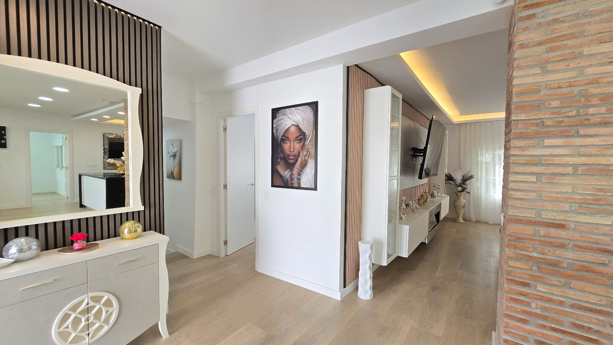5 Bed Townhouse for sale in Torremolinos Costa Del Sol, Málaga, Spain