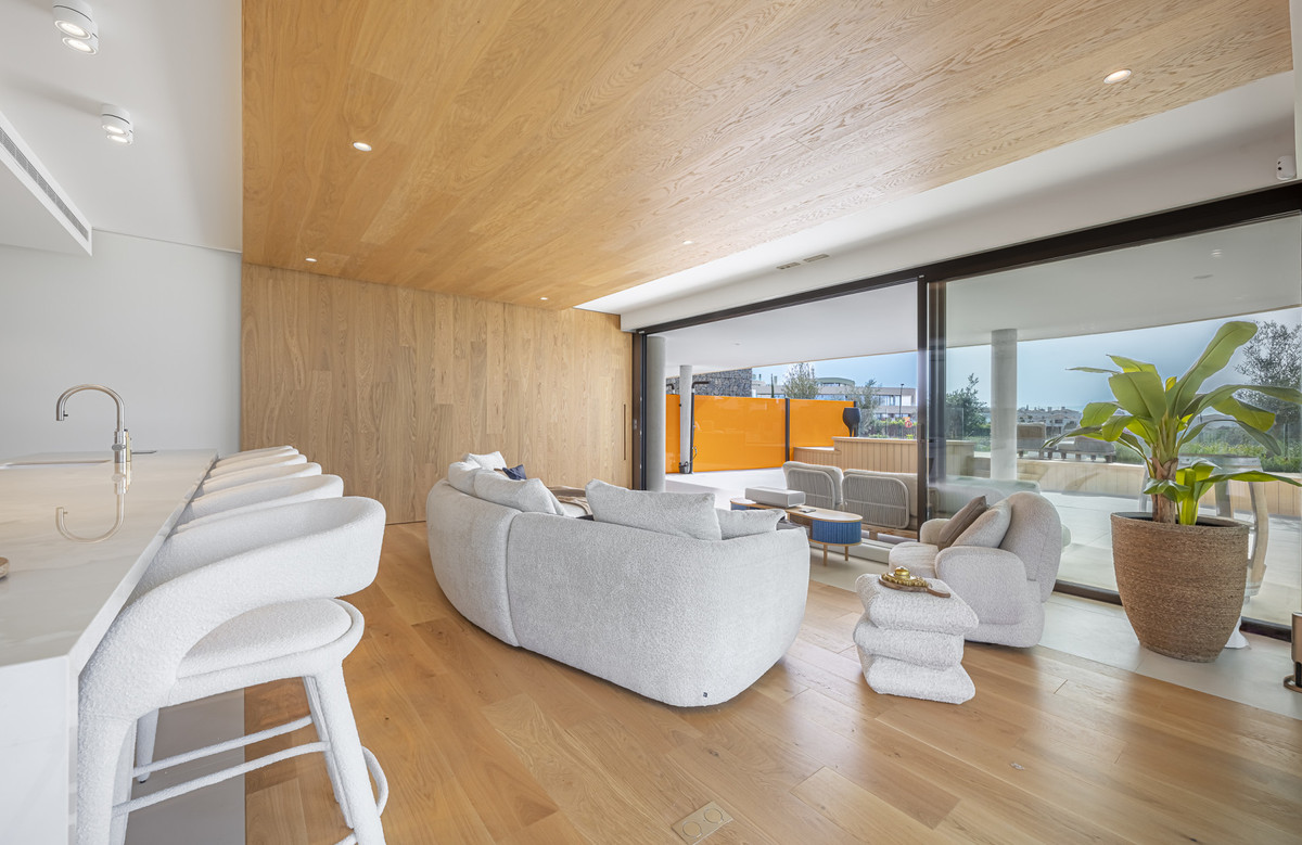 3 Bed Apartment for sale in Fuengirola Costa Del Sol, Málaga, Spain
