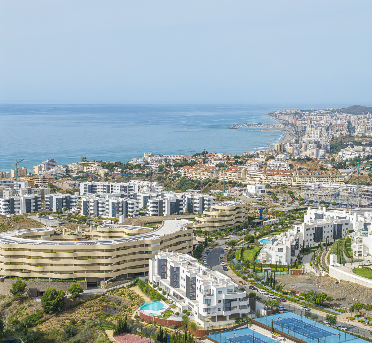 3 Bed Apartment for sale in Fuengirola Costa Del Sol, Málaga, Spain