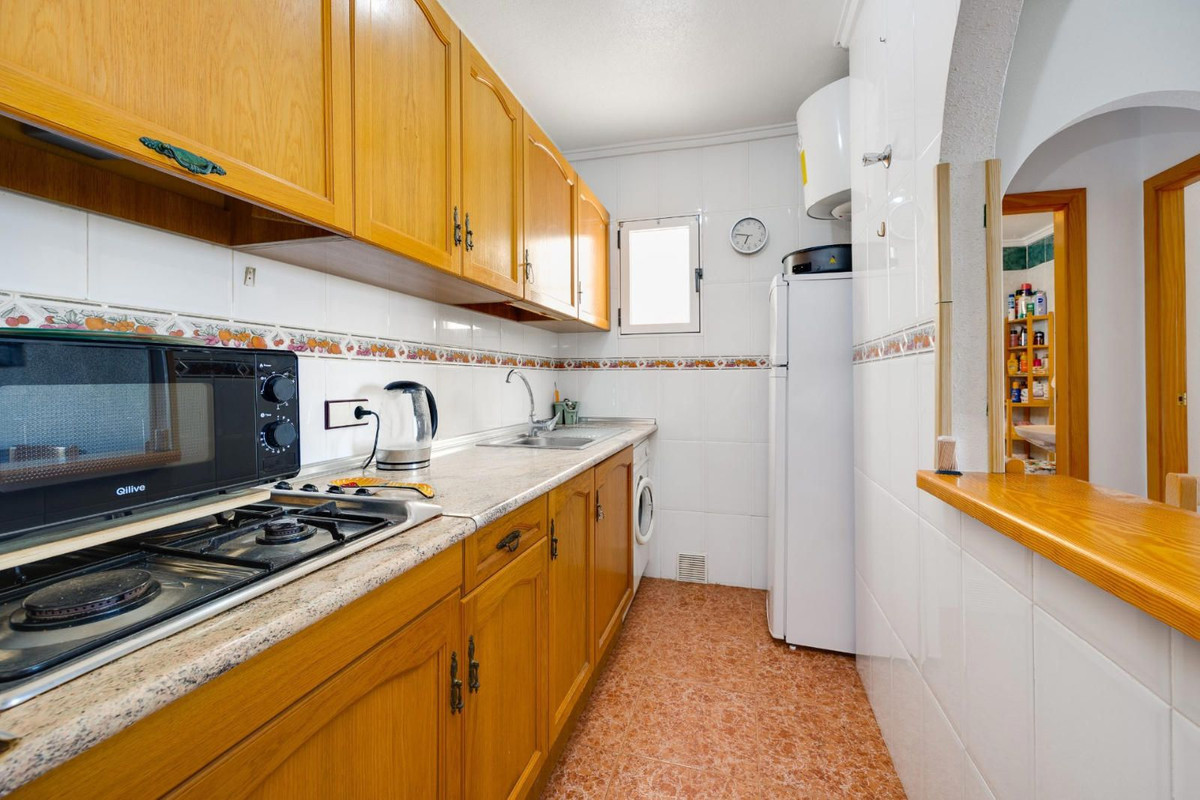 2 Bed Apartment for sale in Torrevieja Costa Blanca, Alicante, Spain
