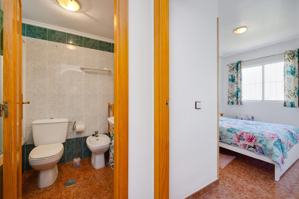 2 Bed Apartment for sale in Torrevieja Costa Blanca, Alicante, Spain