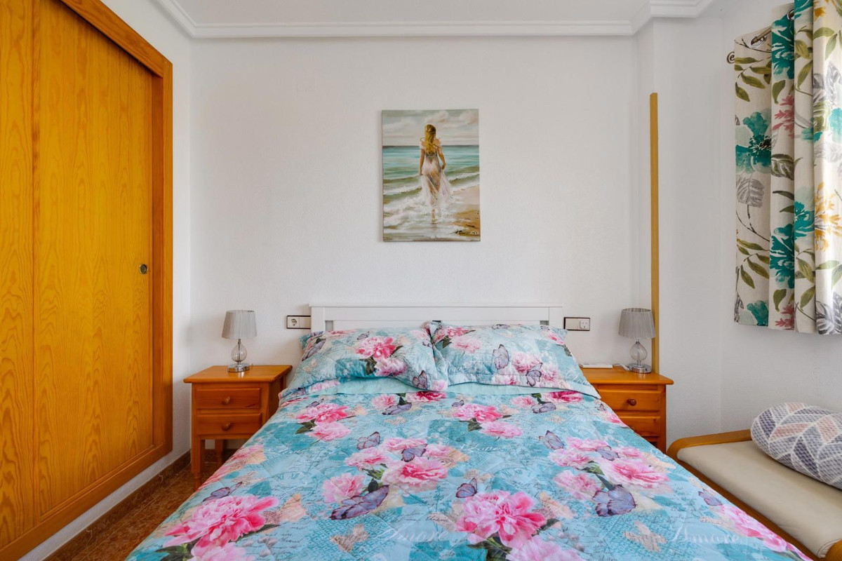 2 Bed Apartment for sale in Torrevieja Costa Blanca, Alicante, Spain