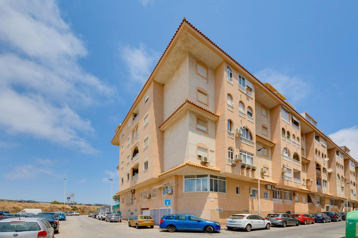 2 Bed Apartment for sale in Torrevieja Costa Blanca, Alicante, Spain