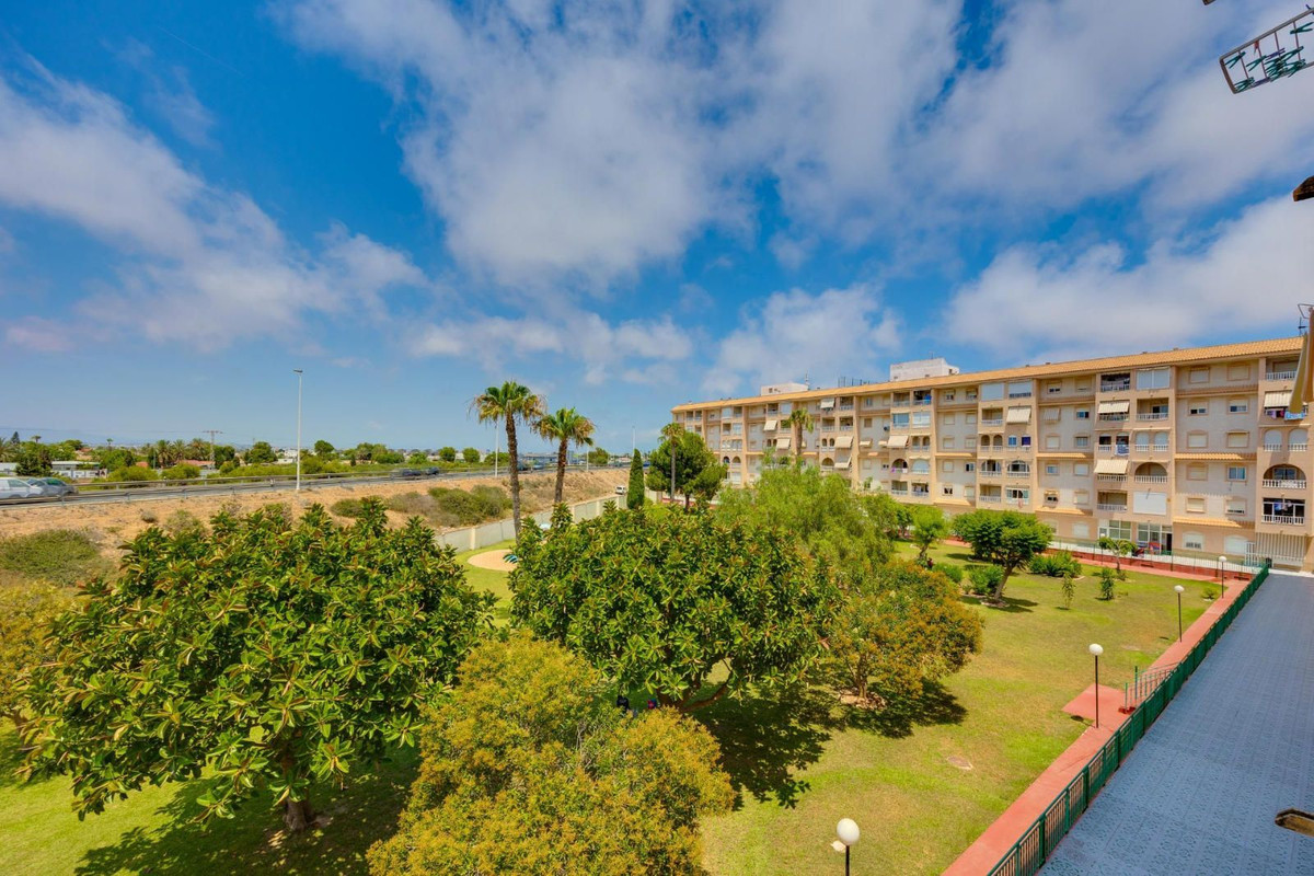 2 Bed Apartment for sale in Torrevieja Costa Blanca, Alicante, Spain