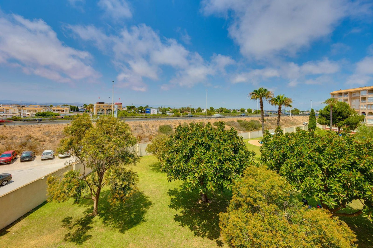 2 Bed Apartment for sale in Torrevieja Costa Blanca, Alicante, Spain