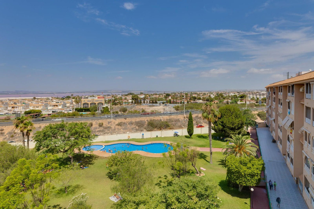 2 Bed Apartment for sale in Torrevieja Costa Blanca, Alicante, Spain
