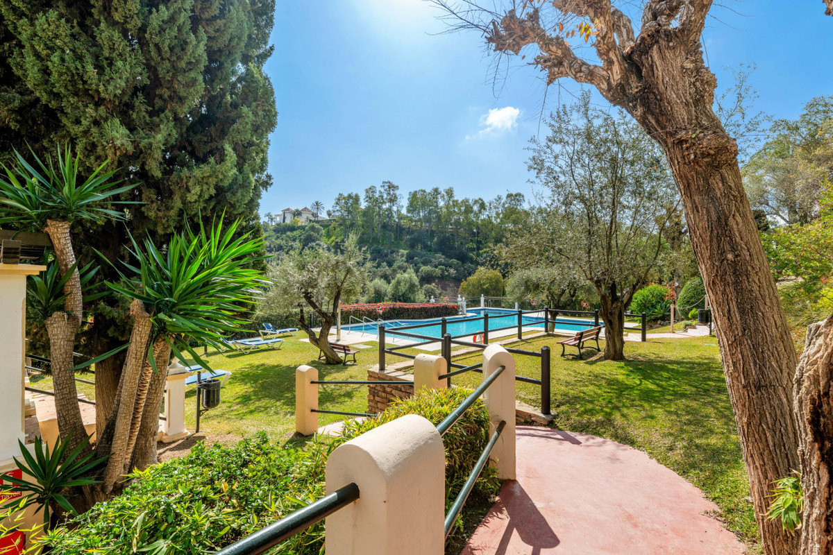 Se vende Apartamento Planta Media de 2 dormitorios en Costa Del Sol, Málaga, España
