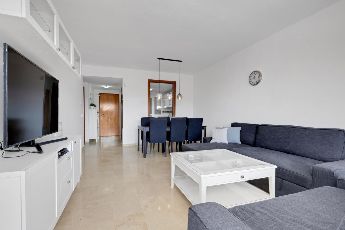 2 Bed Apartment for sale in Fuengirola Costa Del Sol, Málaga, Spain