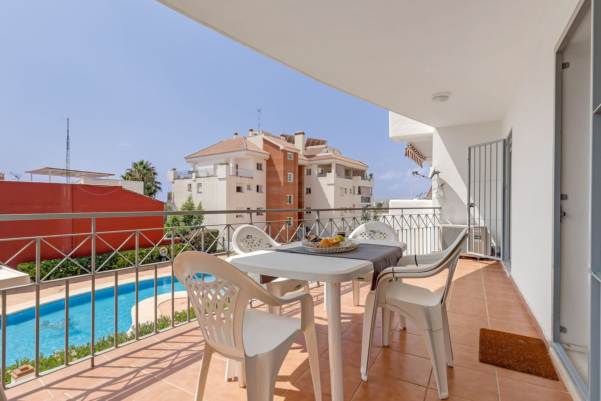 2 Bed Apartment for sale in Fuengirola Costa Del Sol, Málaga, Spain