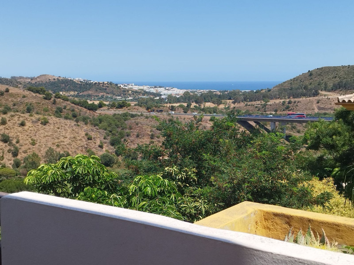 2 Bed Apartment for sale in Calanova Golf Costa Del Sol, Málaga, Spain