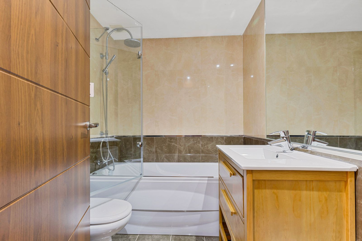 2 Bed Apartment for sale in Mijas Costa Costa Del Sol, Málaga, Spain