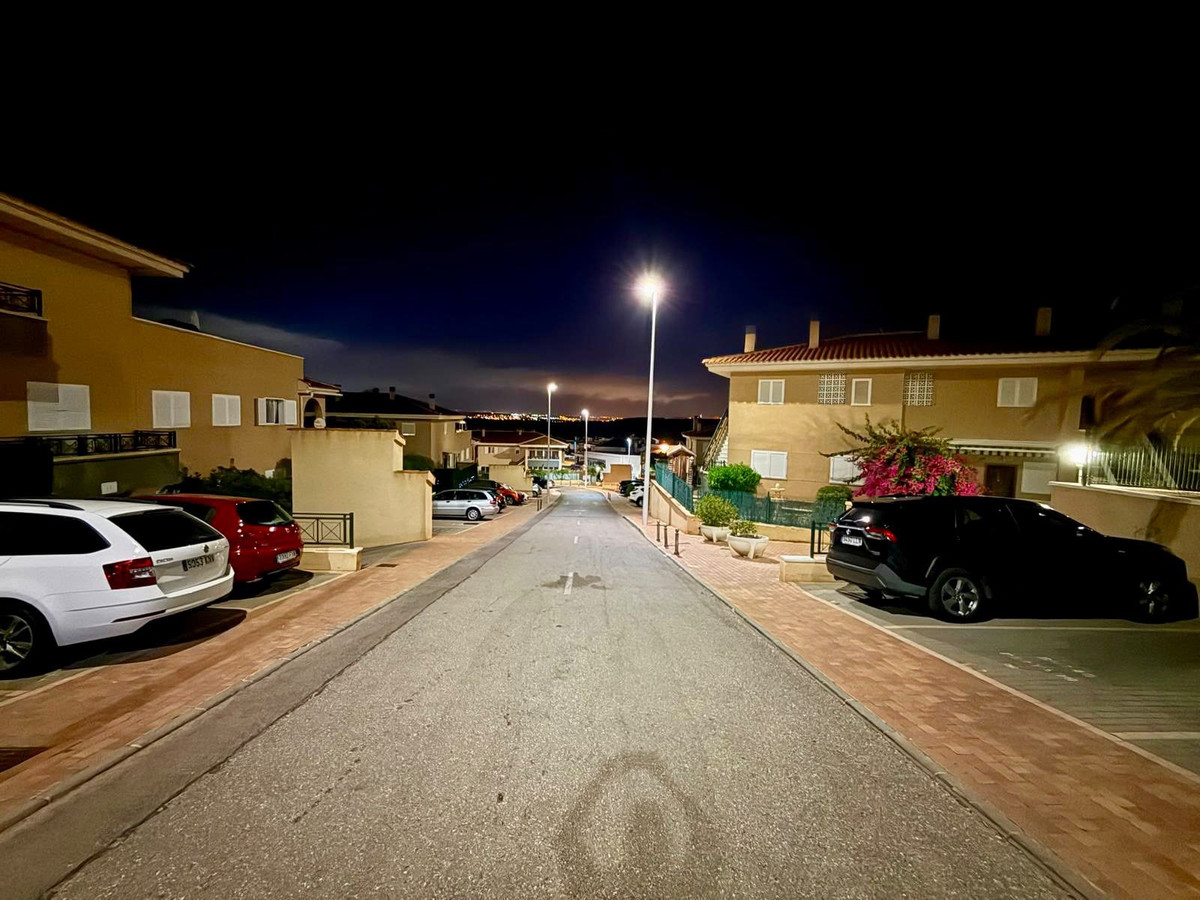 2 Bed Apartment for sale in Gran Alacant Costa Blanca, Alicante, Spain