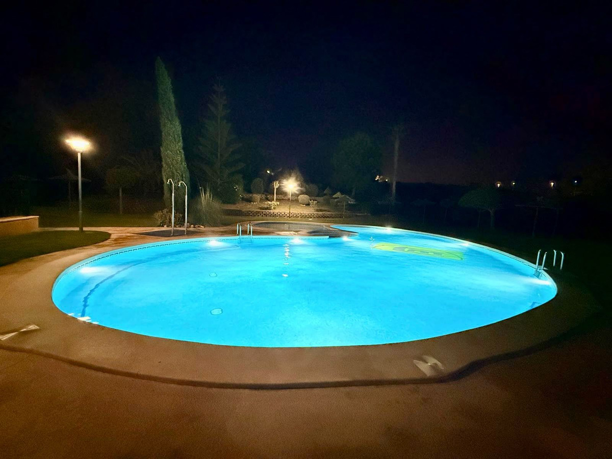 2 Bed Apartment for sale in Gran Alacant Costa Blanca, Alicante, Spain