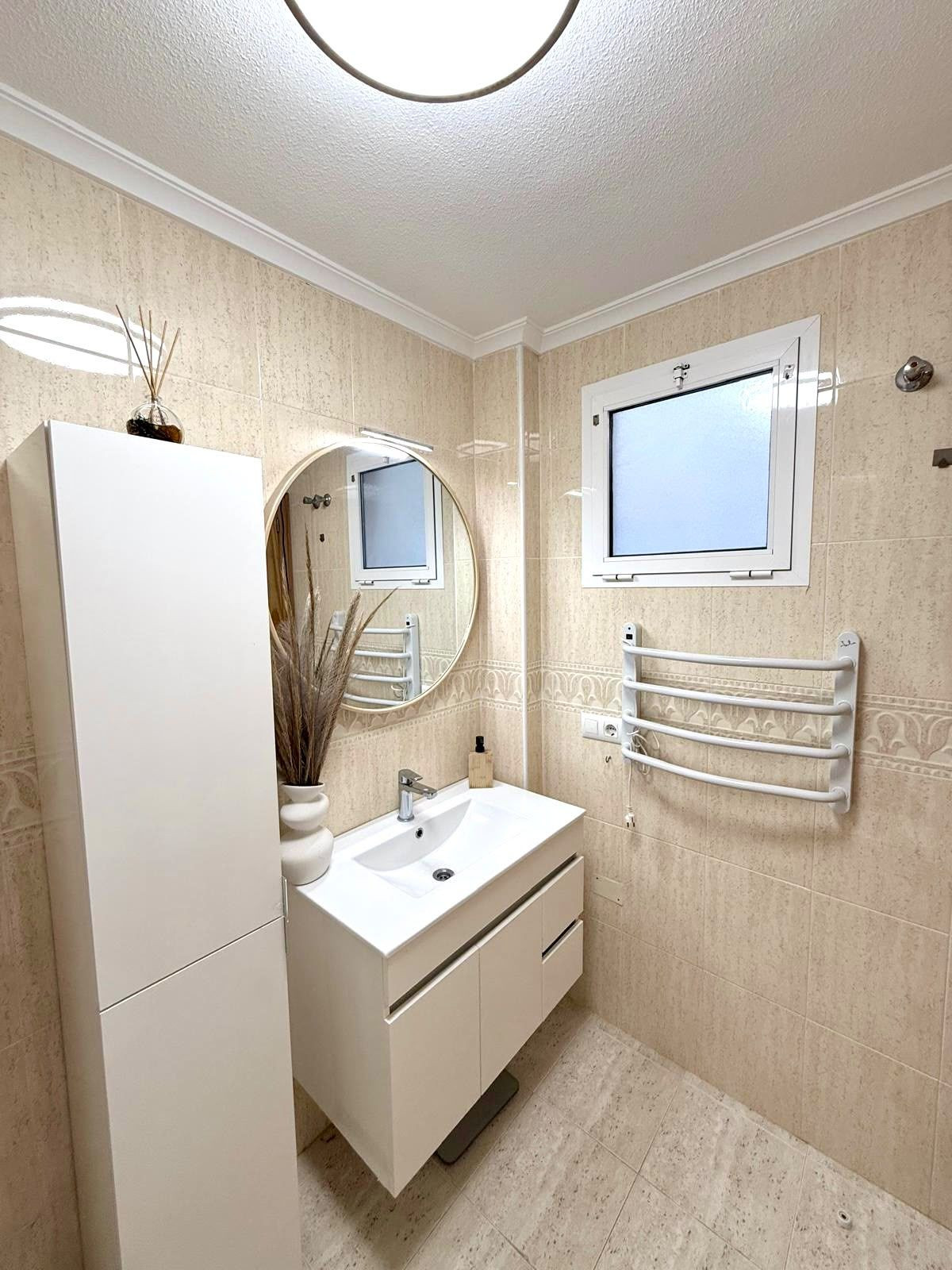 2 Bed Apartment for sale in Gran Alacant Costa Blanca, Alicante, Spain