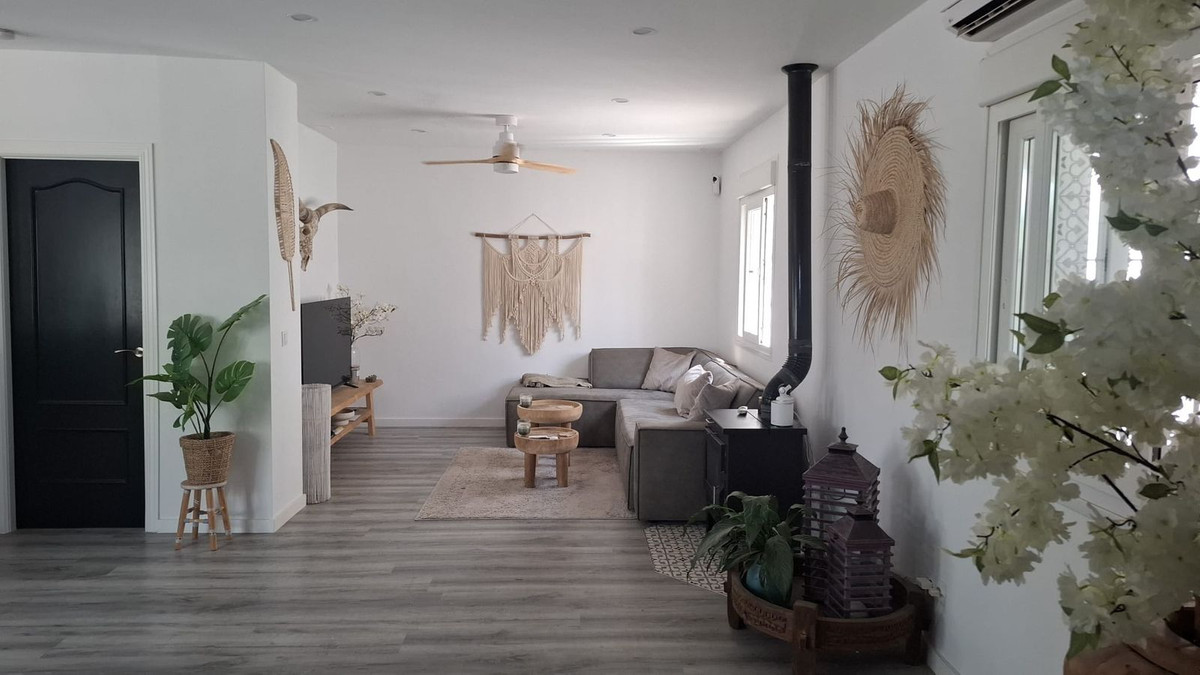 3 Bed Townhouse for sale in Alhaurín El Grande Costa Del Sol, Málaga, Spain