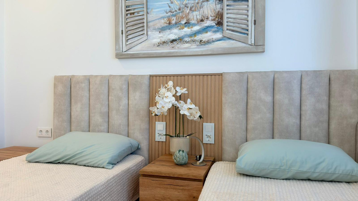 2 Bed Townhouse for sale in Finestrat Costa Blanca, Alicante, Spain