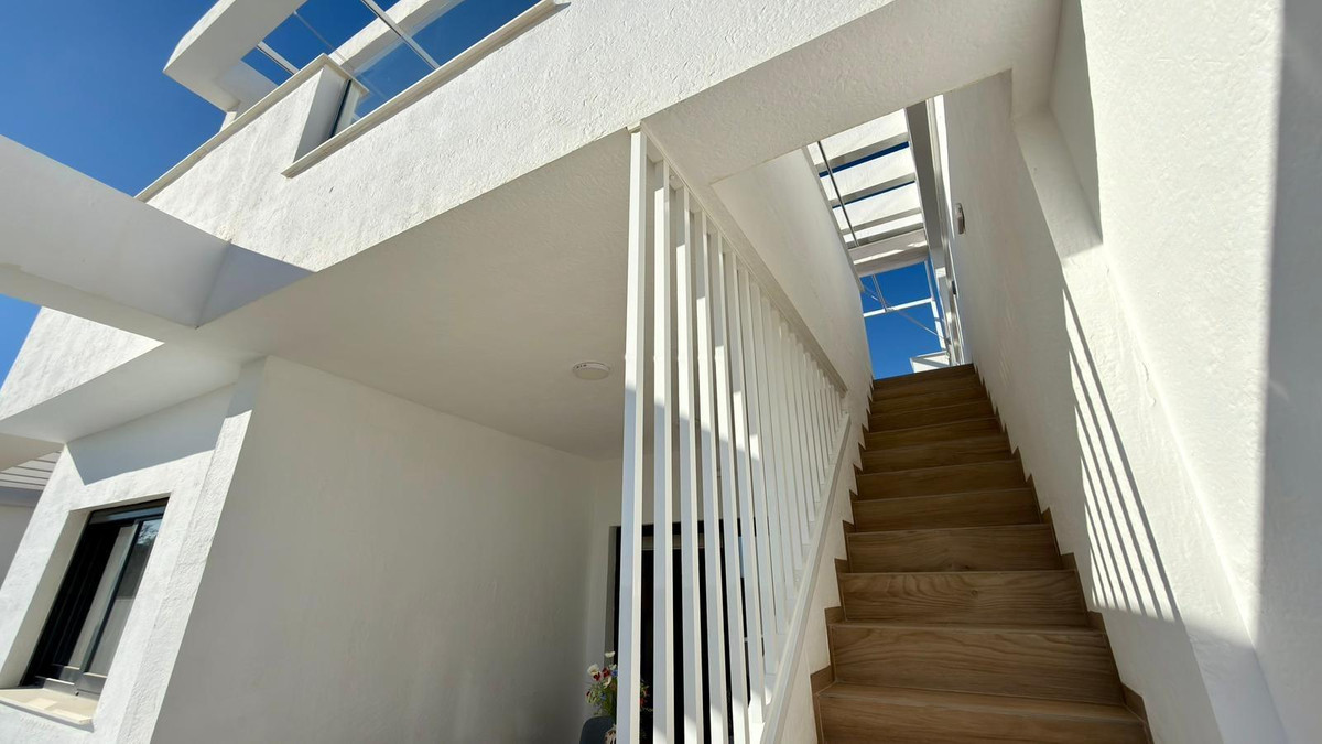 2 Bed Townhouse for sale in Finestrat Costa Blanca, Alicante, Spain