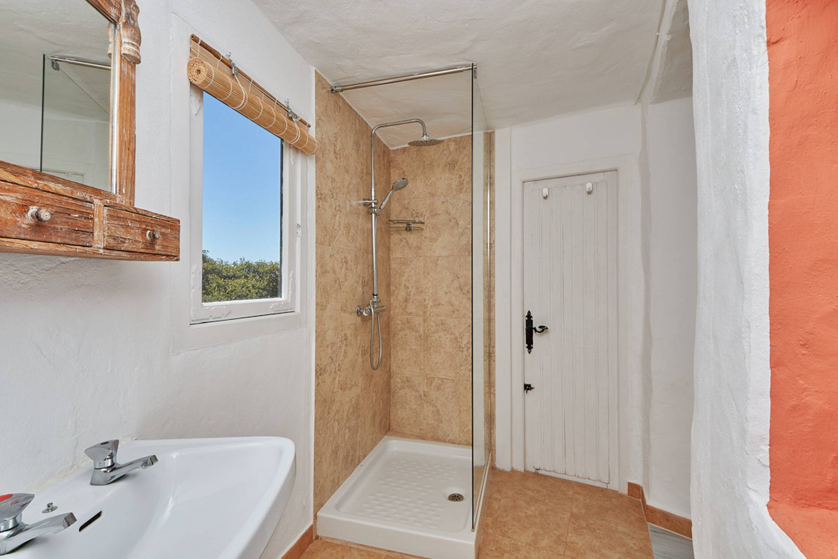 8 Bed Commercial unit for sale in Mijas Costa Del Sol, Málaga, Spain