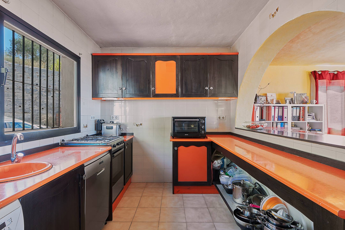 8 Bed Commercial unit for sale in Mijas Costa Del Sol, Málaga, Spain
