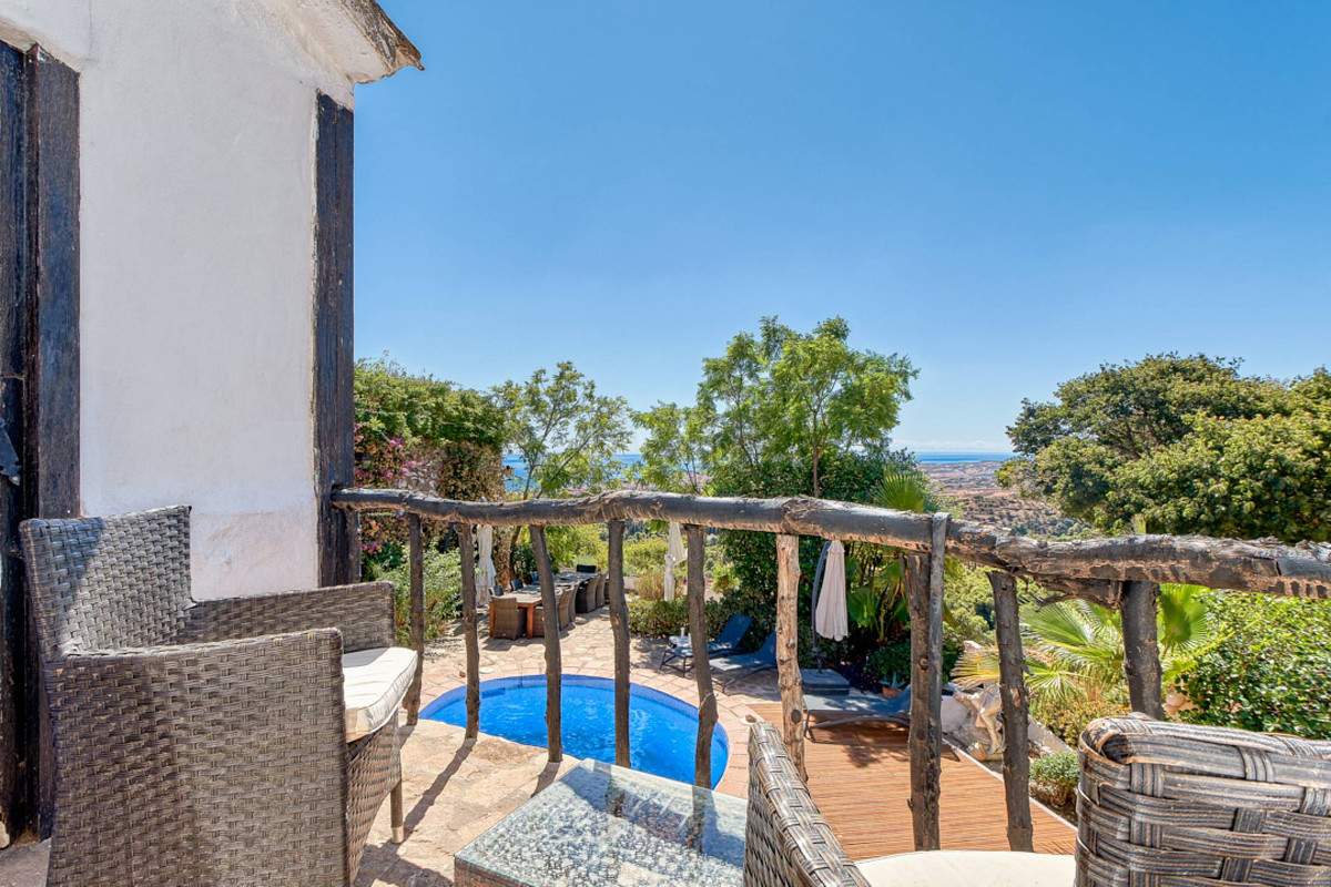 8 Bed Commercial unit for sale in Mijas Costa Del Sol, Málaga, Spain