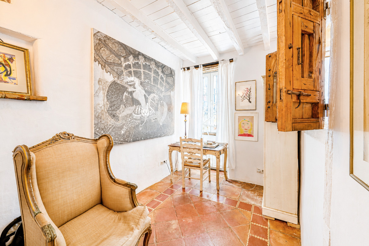 4 Bed Townhouse for sale in Gaucín Costa Del Sol, Málaga, Spain