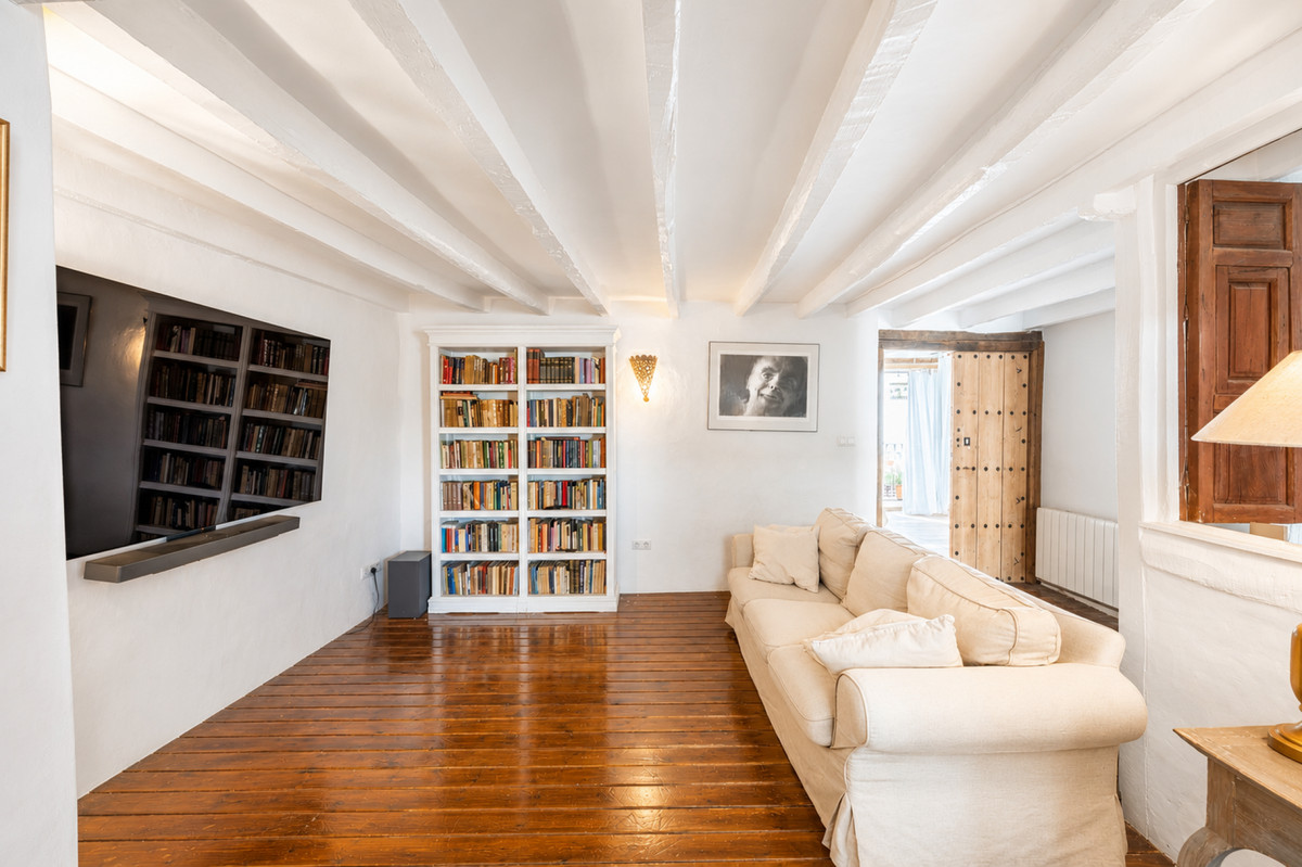 4 Bed Townhouse for sale in Gaucín Costa Del Sol, Málaga, Spain